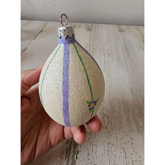 Patricia breen Daisy purple glitter egg ornament Xmas tree spring - Picture 4 of 8